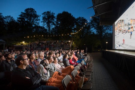 Outdoor cinema 